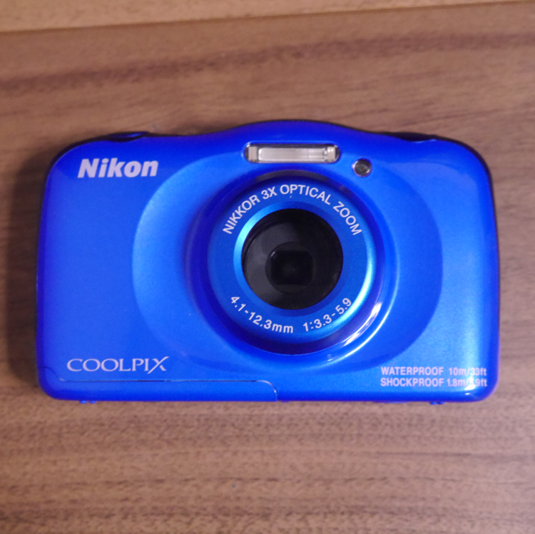 Nikon 防水カメラ COOLPIX W100 ※4GのSDカード付き